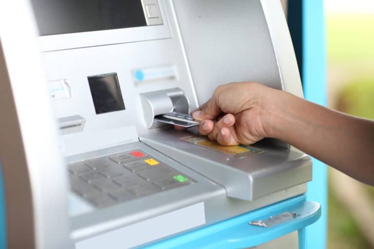 Le droit au compte bancaire ouvert à tous