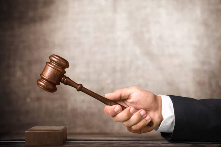 Formalité du cautionnement lors d’une liquidation judiciaire