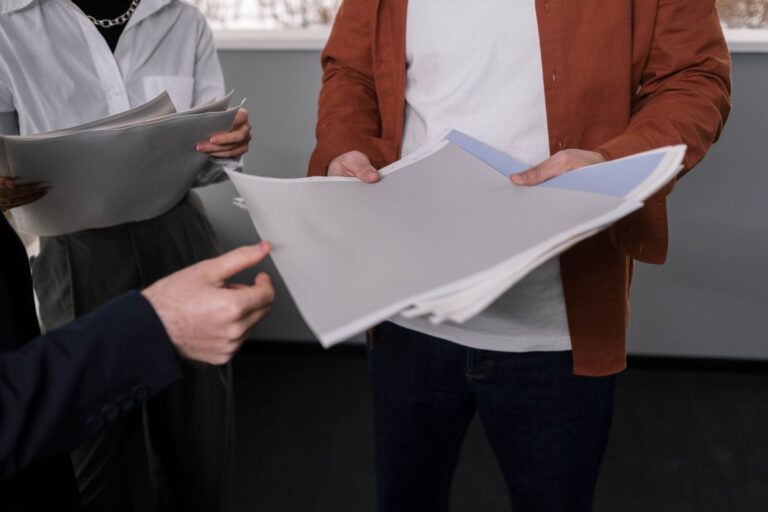 Quels sont les droits des emprunteurs et des épargnants vis-à-vis de leur avocat banque ?