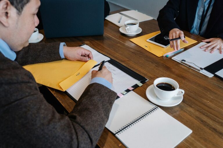 Comment collaborer efficacement avec un avocat en contrôle fiscal ?