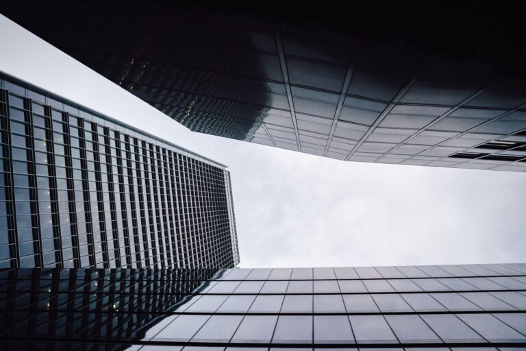 Comment choisir efficacement son avocat en affaire ?