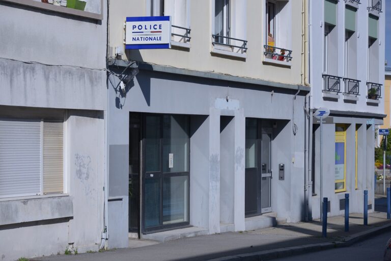 Lycéens en garde à vue, des avocats dénoncent des pressions