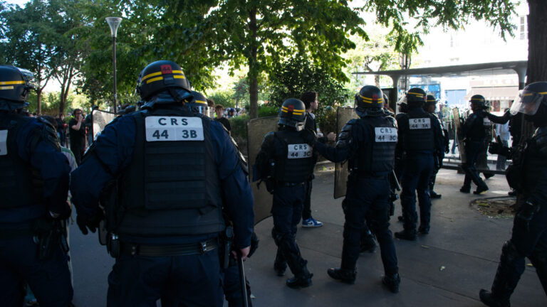 Coup de genou à la Bastille : enquête judiciaire et administrative